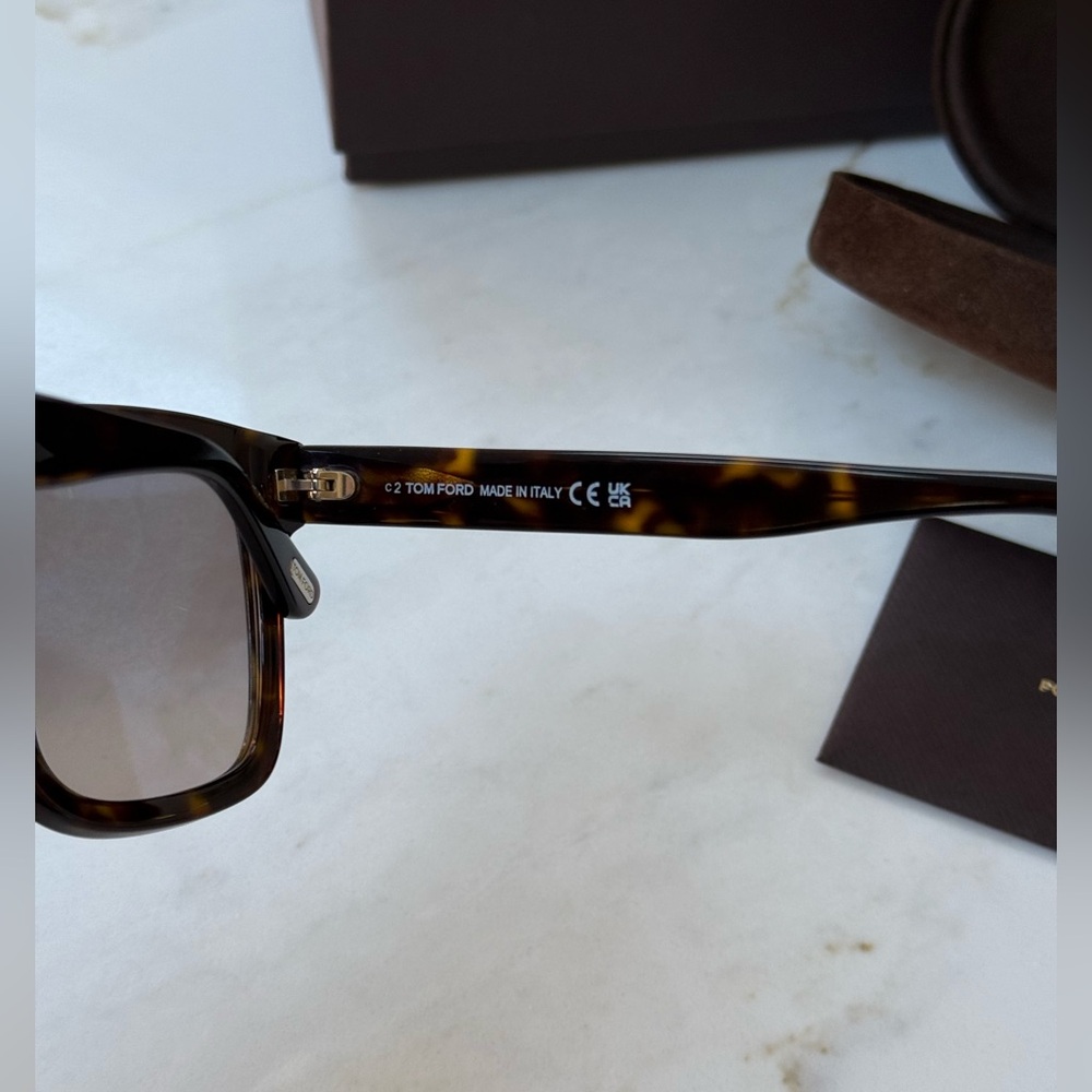 TOM FORD Shelby Tortoise Shell Sunglasses - Picture 10 of 11
